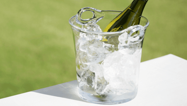 15 Whites & Rosés to Try This Summer